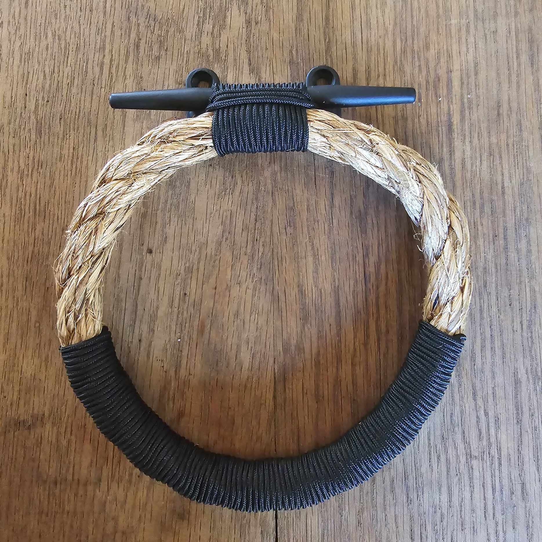 Rope Towel Ring Rack Manila with Double Accent