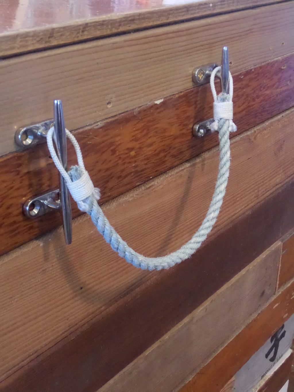 Custom Toilet Paper Holder with Cleats | Nautical Bathroom Decor