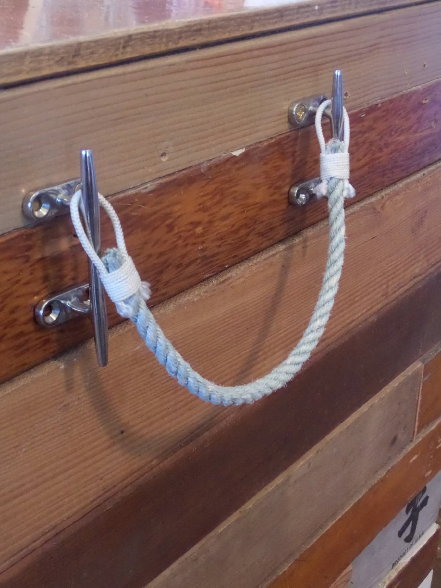 Custom Toilet Paper Holder with Cleats | Nautical Bathroom Decor