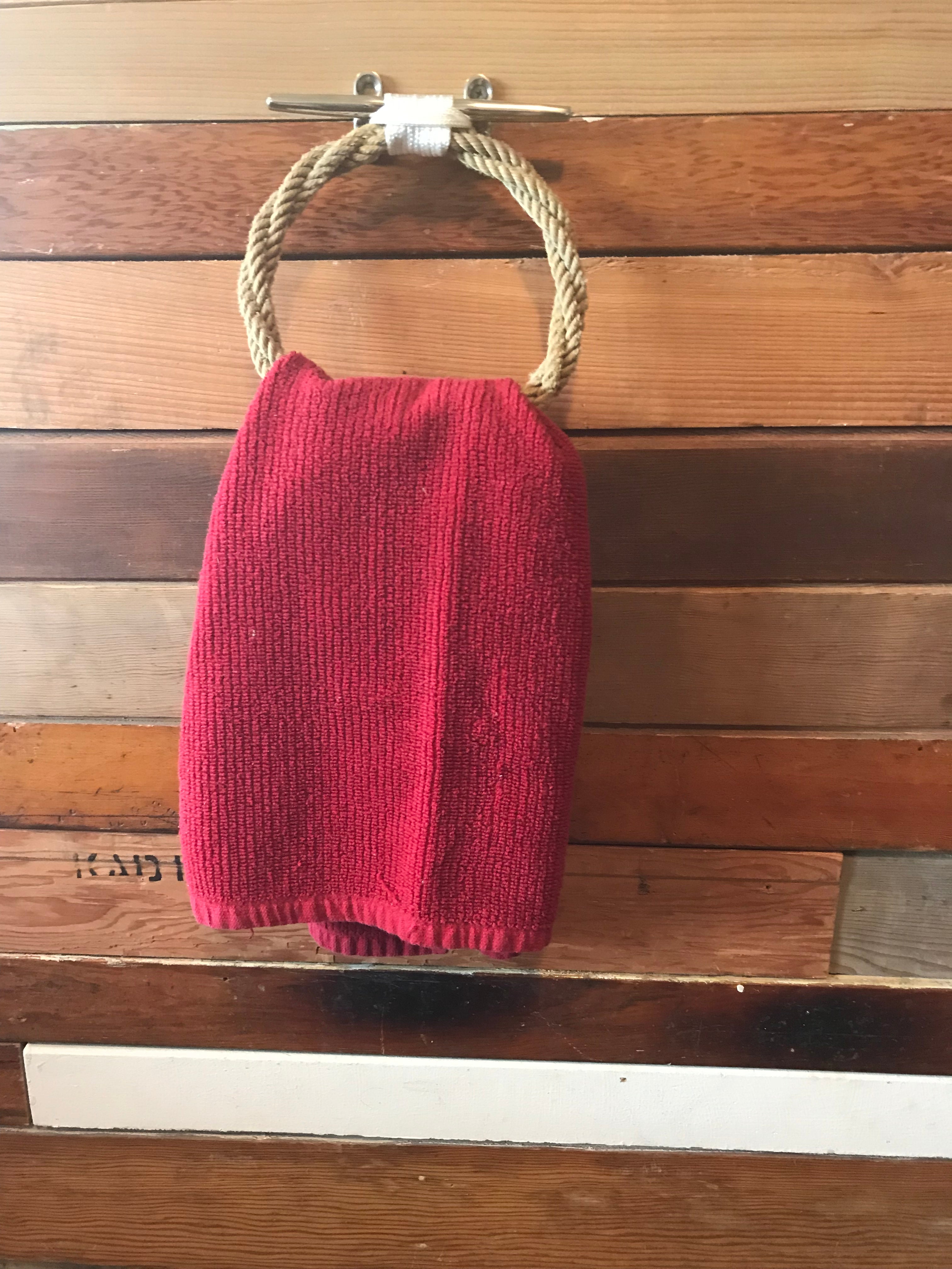 Tan Rope Towel Ring Rack - Alaska Rug Company