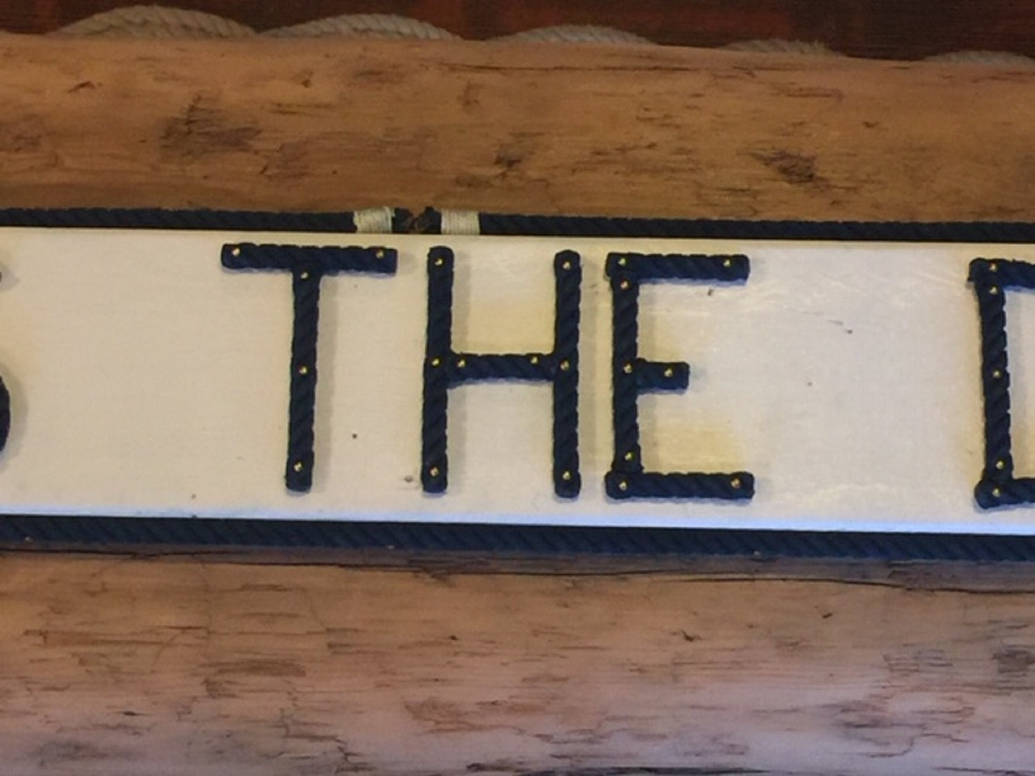 SEAS THE DAY sign