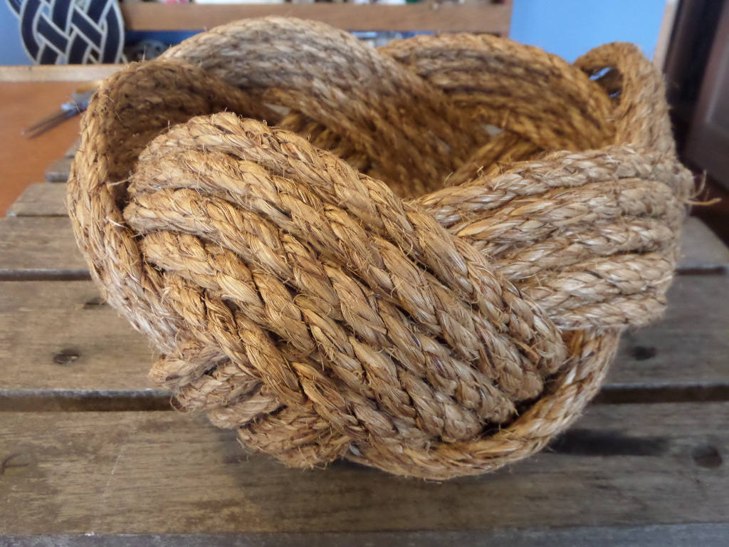10" x 5" Rope Bowl - Natural Nautical Decor - Alaska Rug Company