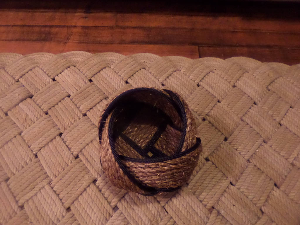 6" x 8" Rope Bowl-Manila and Navy - Alaska Rug Company
