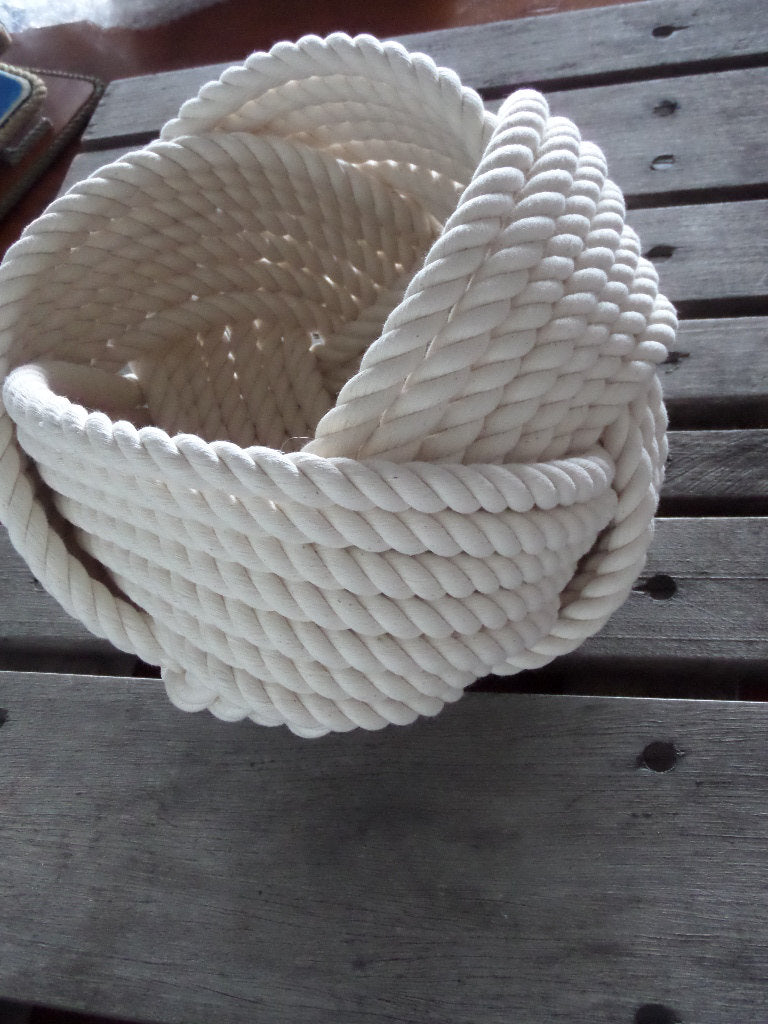 Rope Bowl / Cotton 1/4 Inch Rope / Handmade in Canada / Basket